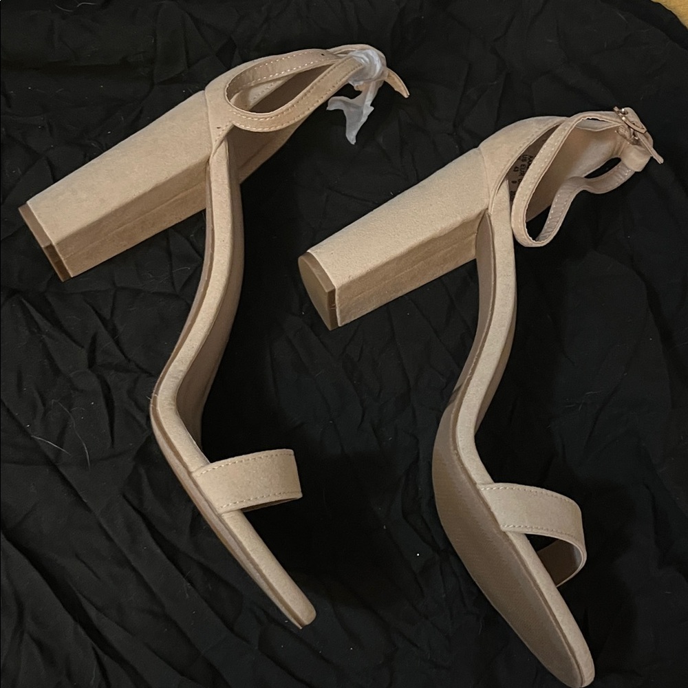 Dream Pairs Nude Block Heel Sandals
